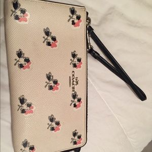 Coach clutch wristlet